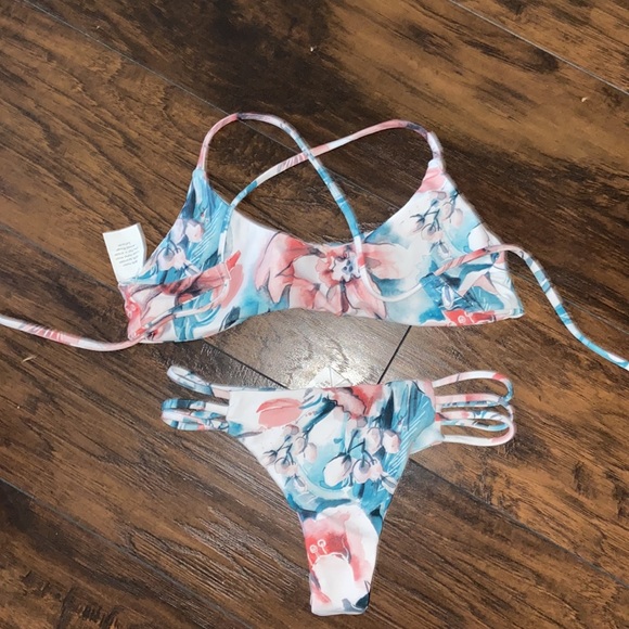 Cimi Bikini - Picture 2 of 2